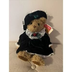 House Of Lloyd Authentic Christmas Around The World, Bernadette Teddy Bear - NWT